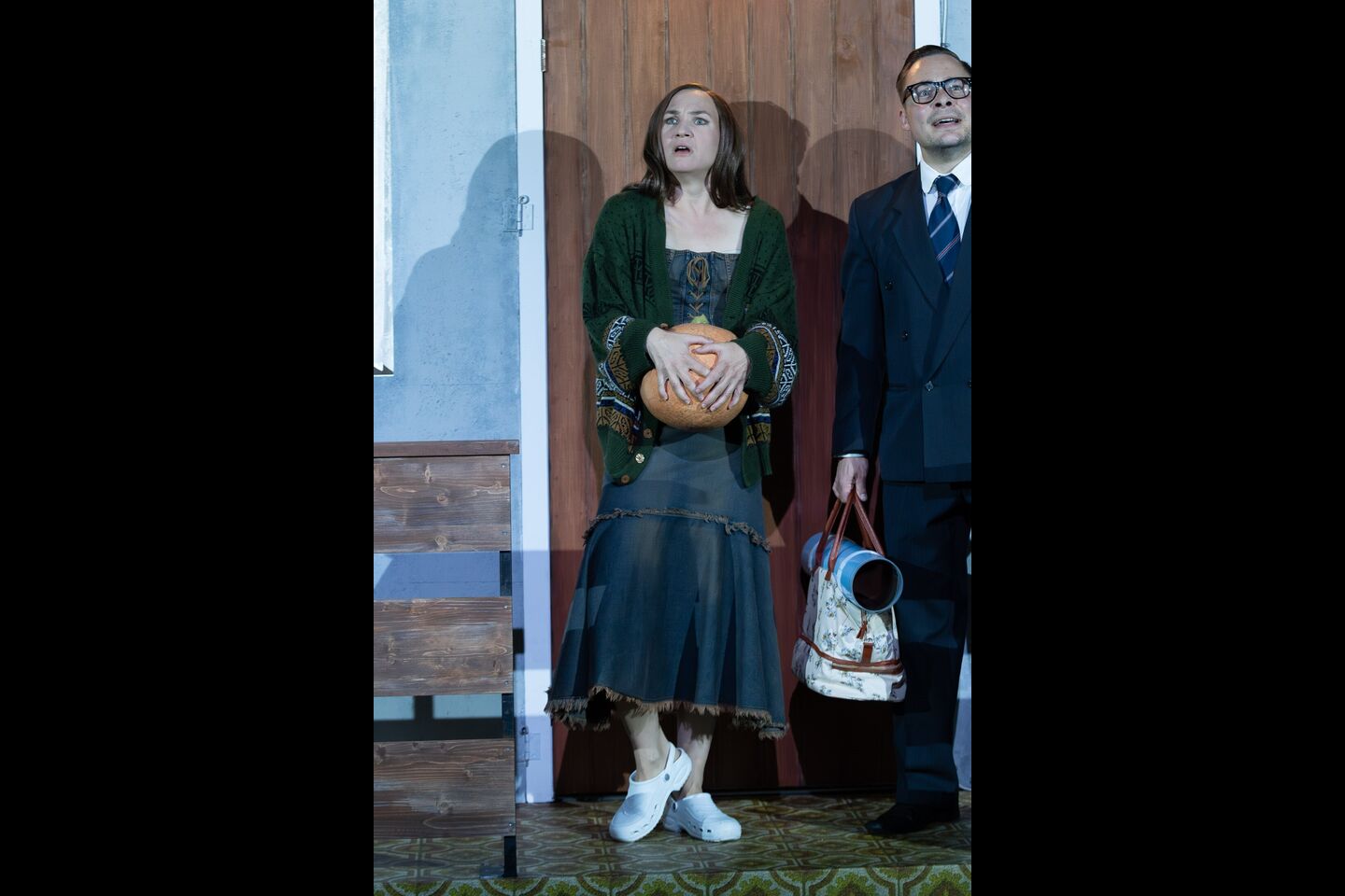 TESLA, DIE SPREE UND DER KIRSCHGARTEN